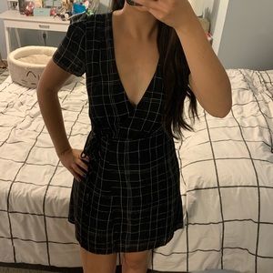 Grid Pattern Tie Up Wrap Dress